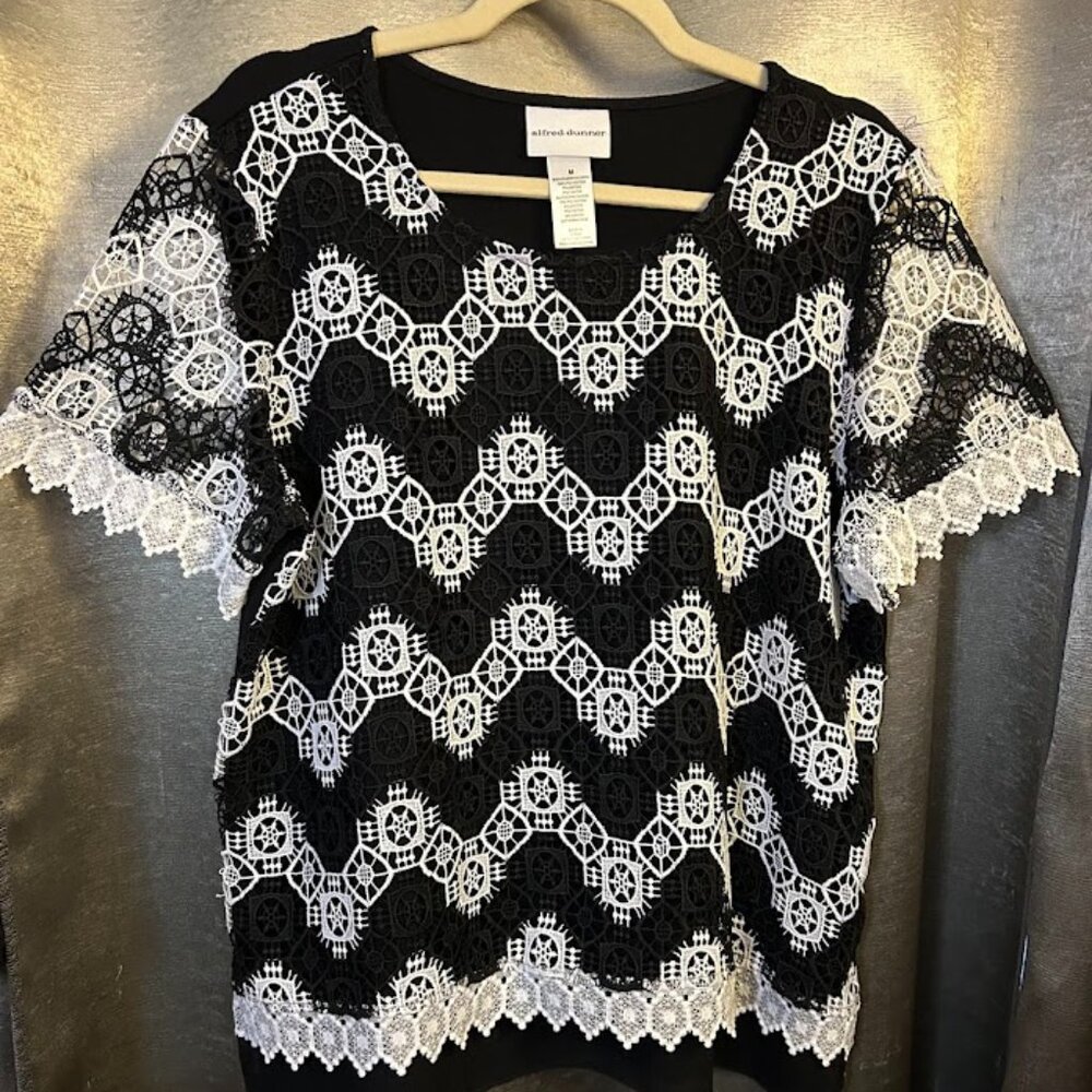 Alfred Dunner Black & White Top with Crochet Lace Overlay